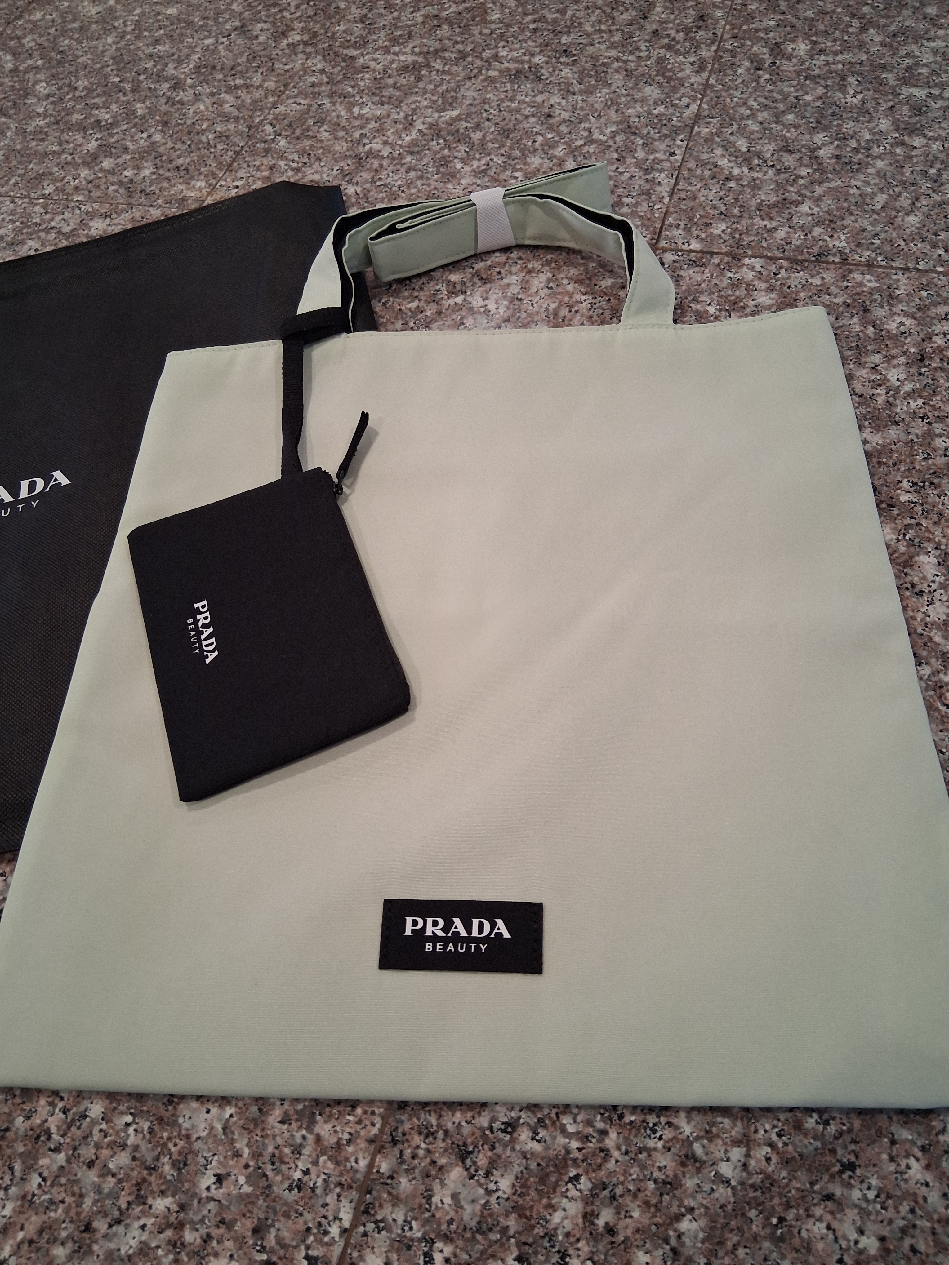 Prada Gwp Beauty Light Green Tote Bag With Zip PouchBrand New